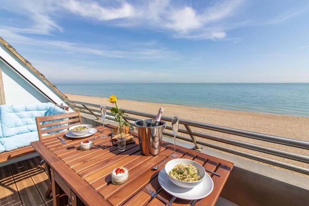 The Luxury Beach Property - Oceanbreeze Сендгейт Екстер'єр фото